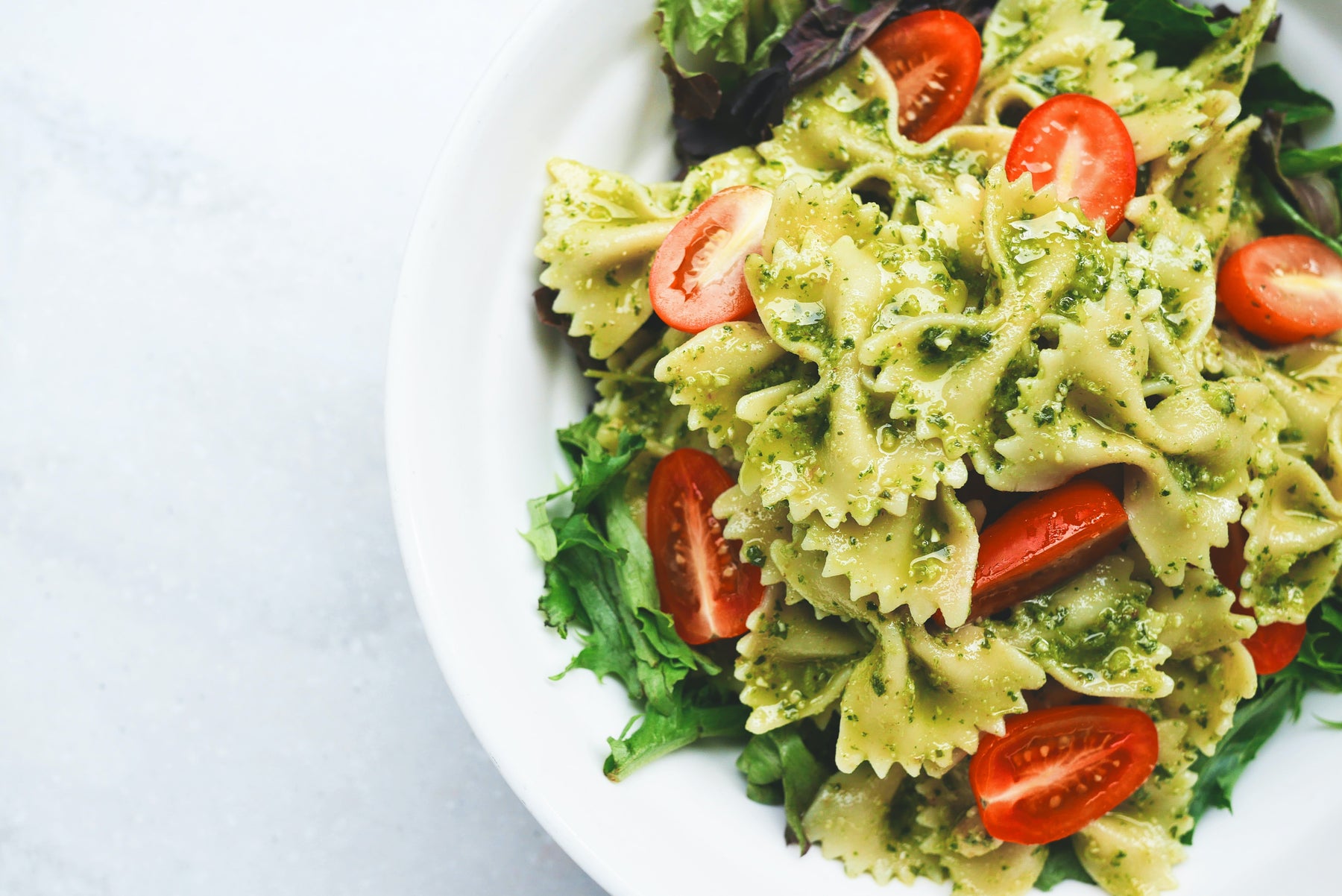 Ensalada de pasta tricolor