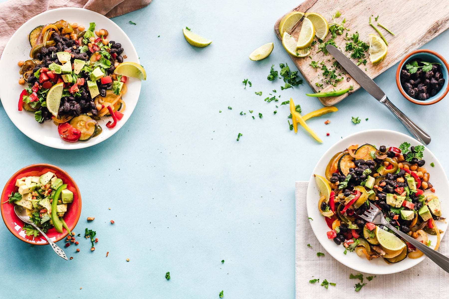 Es lo mismo vegetariano, vegano y plantbased?