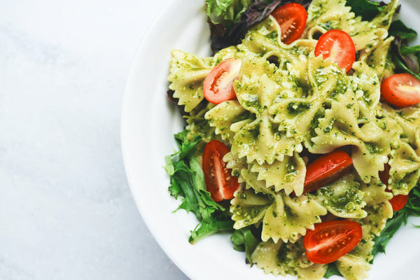 Ensalada de pasta tricolor
