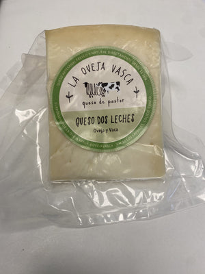 Queso Dos Leches La Oveja Vasca — envase original